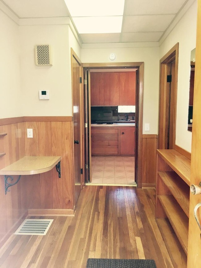 Foto del edificio - 5008 Parish Dr
