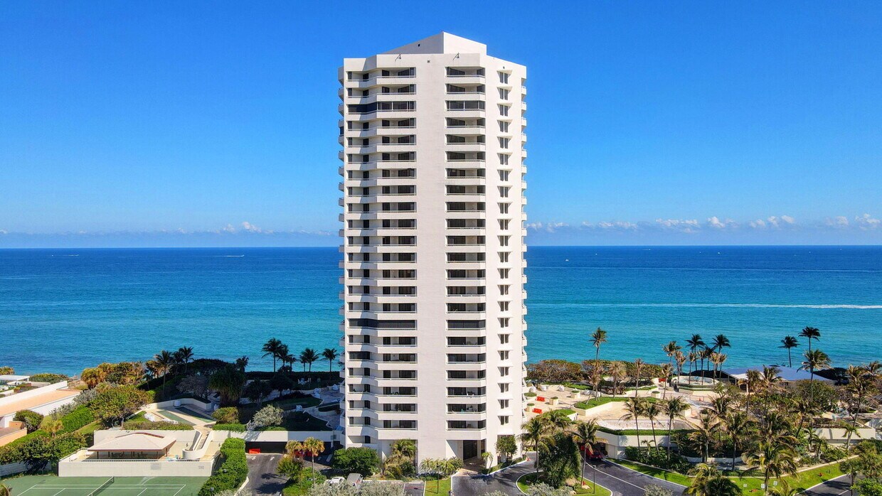 Primary Photo - 5080 N Ocean Dr