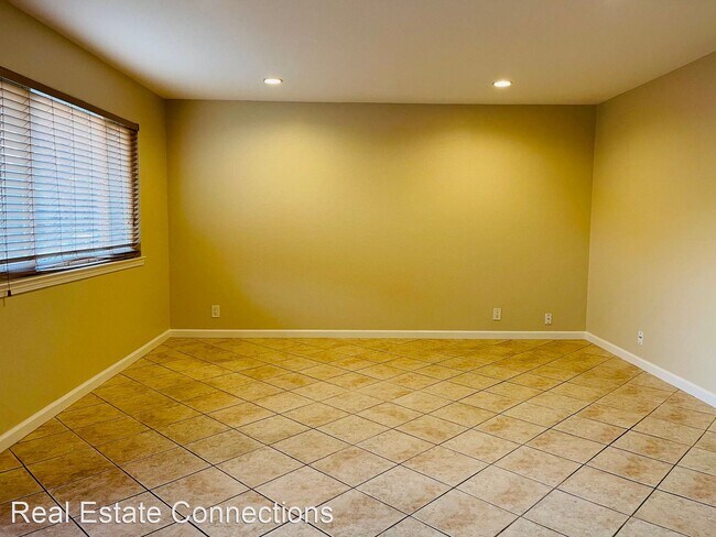 Building Photo - 5491 Judith St