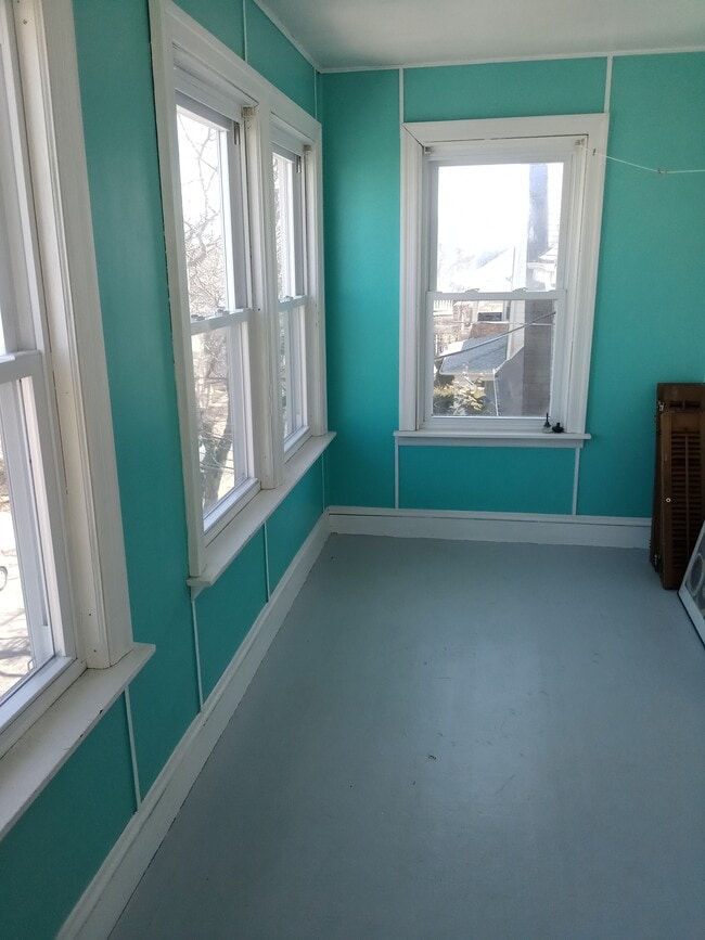 Private porch - 23 Ogden St