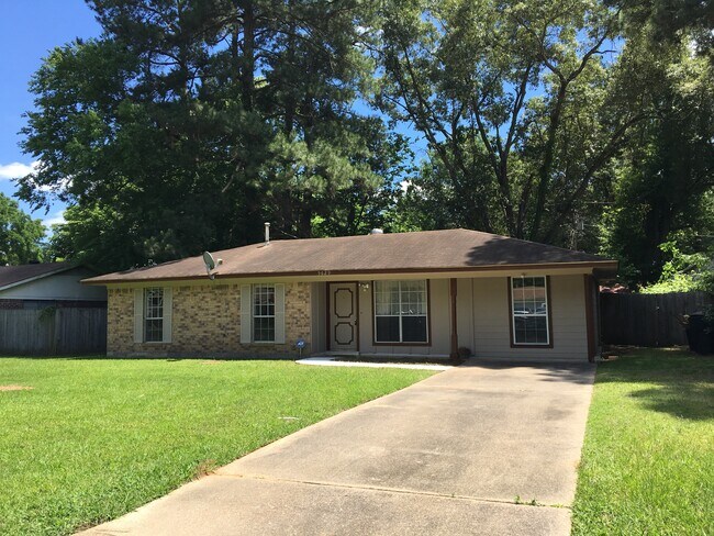 Foto del edificio - 5629 Cross Timbers Dr