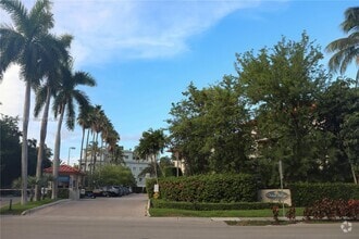 Building Photo - 55 Ocean Ln Dr