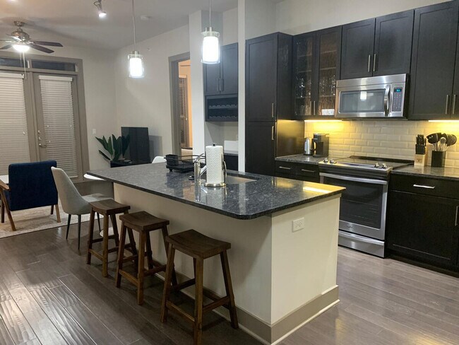 Foto del edificio - 1250 State St