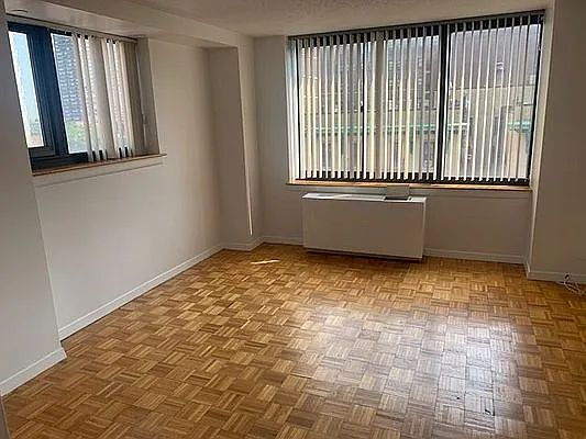 Foto del edificio - "Charming 1-Bedroom Sanctuary in Prime NYC Location!"