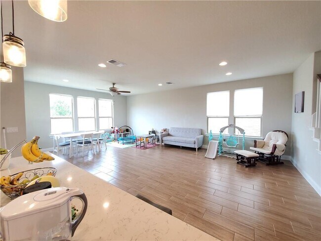 Building Photo - 13900 Ulivo Cove