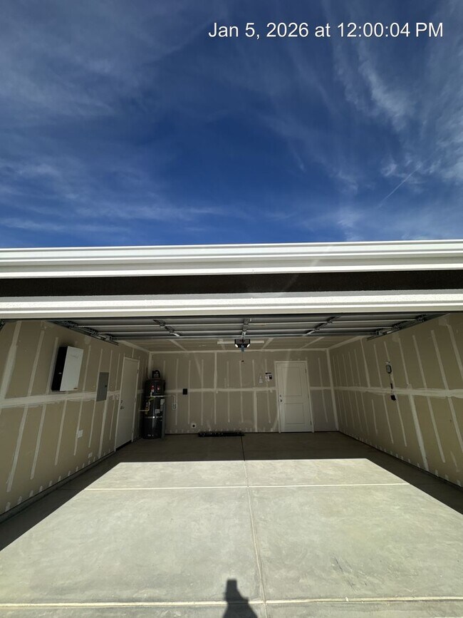 Foto del edificio - Newly built Home! Rent Ready !!