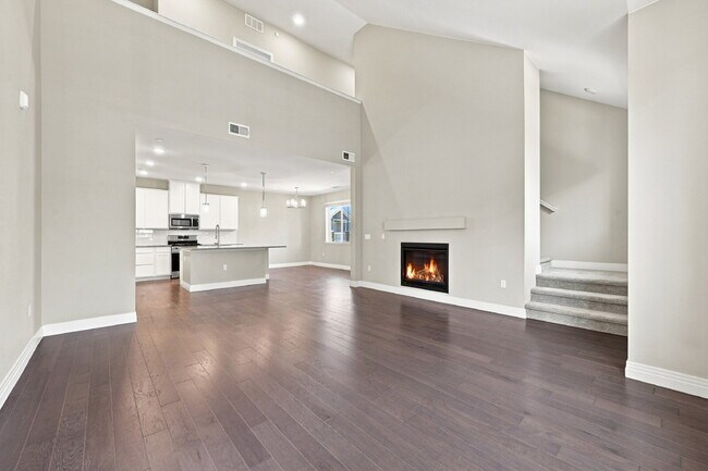 Building Photo - $2,645.95 - 3 Bed, 3 Bath Condo in Aurora with In Unit Laundry!