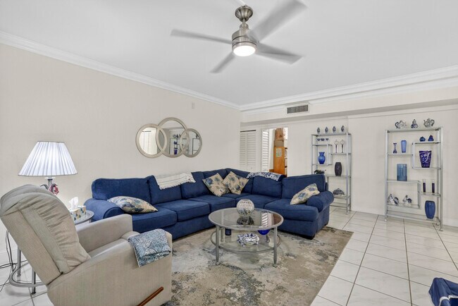 Building Photo - 6328 Longboat Ln W