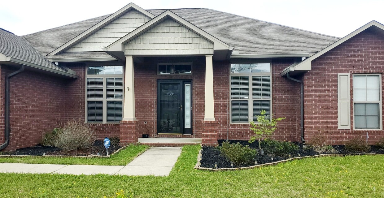 Primary Photo - 6159 Winchester Cir