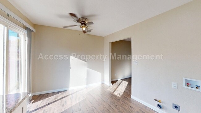 Building Photo - 1601 Carver Rd