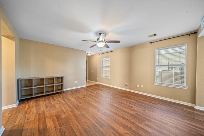 Foto del edificio - 20758 Cypress Crescent Ln