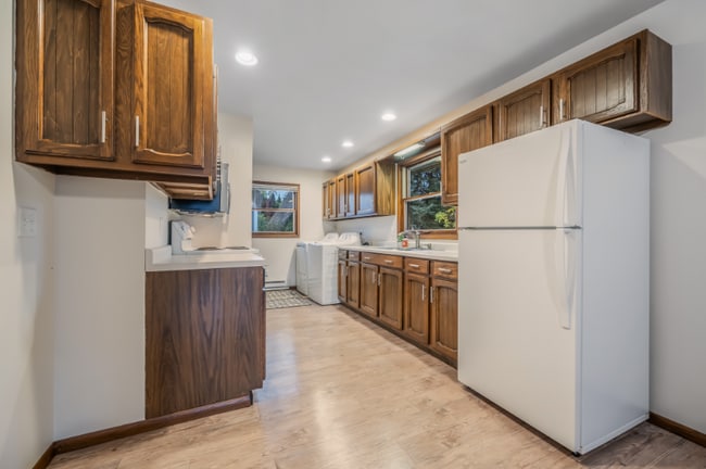 Foto del edificio - 1000 W McKinley Ave