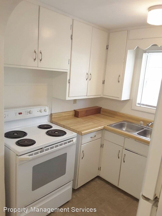 Foto del edificio - 3 br, 2 bath House - 1011 W Blaine Ave