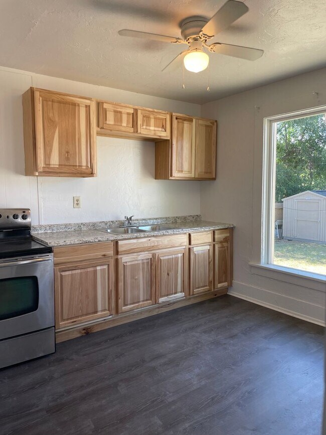 401 E Arbecam Ave Unit 244, Cortez, CO 81321 Room for Rent in Cortez