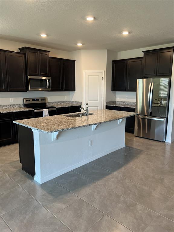 Building Photo - 1509 Tropical Oasis Ave