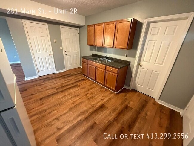 Photo - 281 Main St Apartment