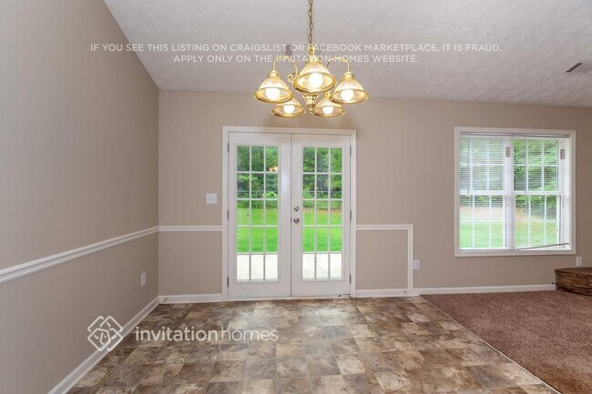 Foto del edificio - 155 Crooked Creek Dr