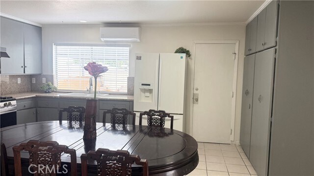 Foto del edificio - 8523 Jasper St