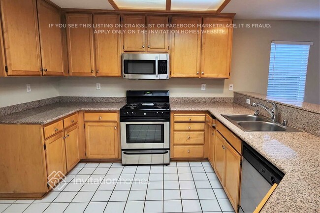 Building Photo - 4904 Spur Way