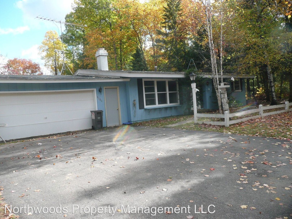 Primary Photo - 2 br, 2 bath House - 8706 Brown Rd