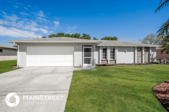 Building Photo - 1423 SE 18th St