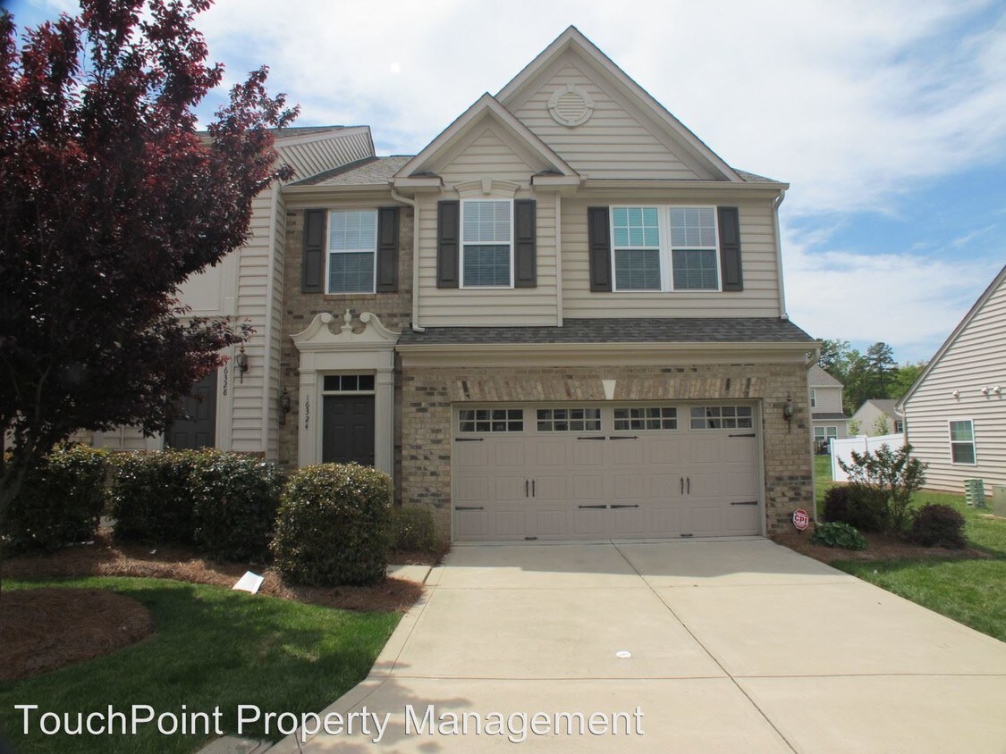 Primary Photo - 3 br, 2.5 bath House - 16324 Magnolia Woods
