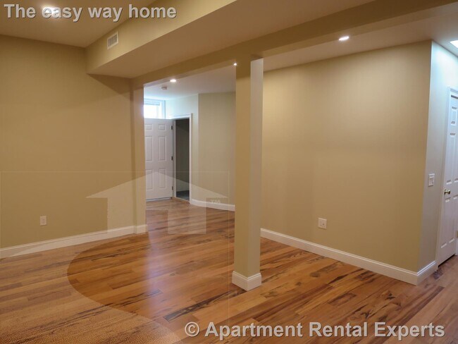 Foto del edificio - 136 Inman St