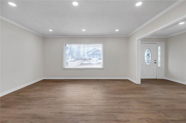 Foto del edificio - 2060 Baker Rd NW