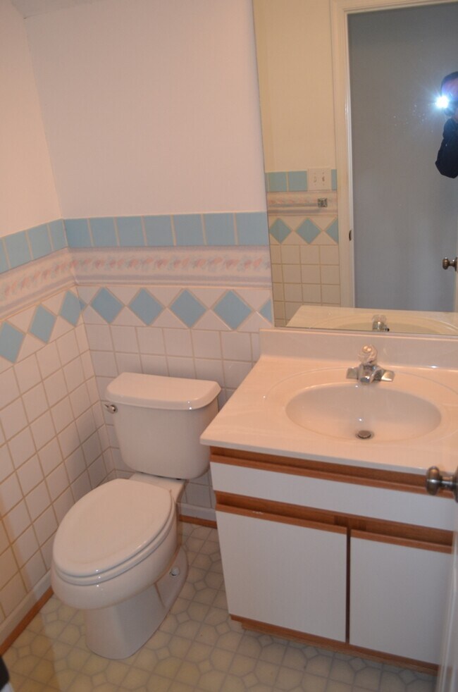 Building Photo - 5501 Fountain Ct