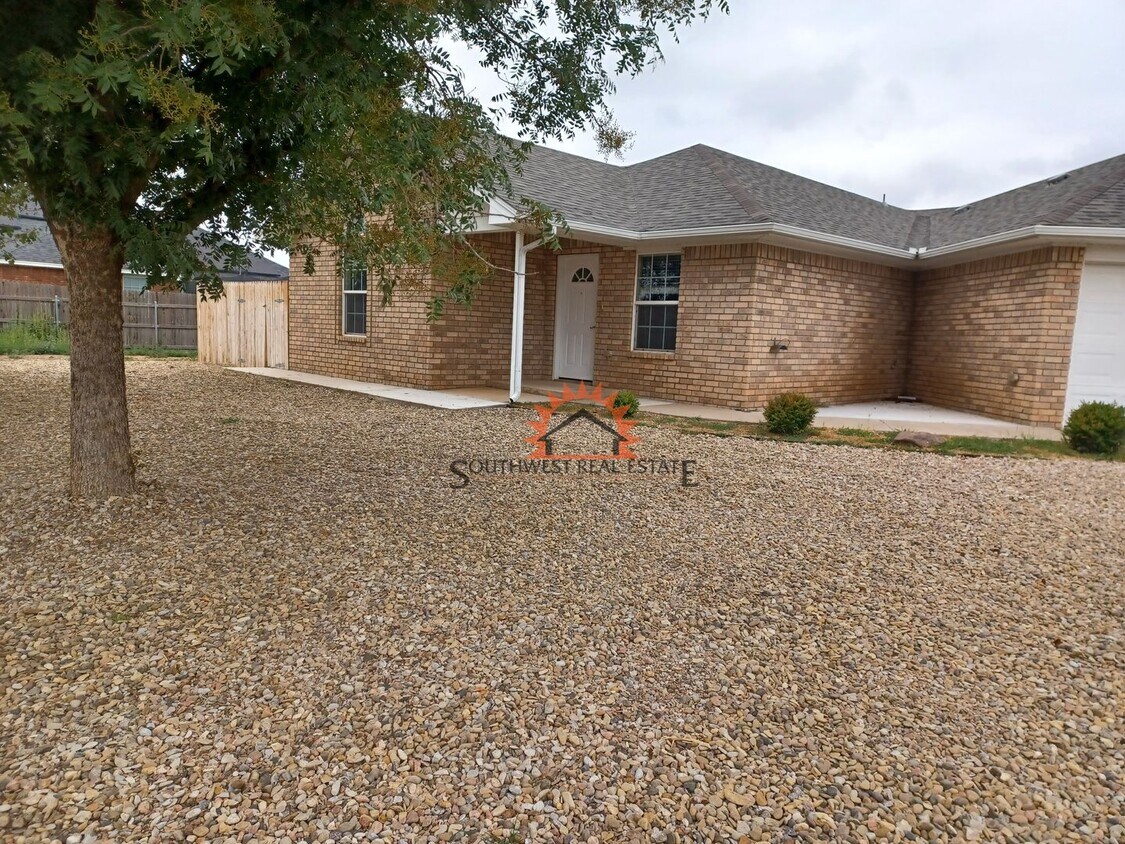 Primary Photo - 4624 Sandstone Dr