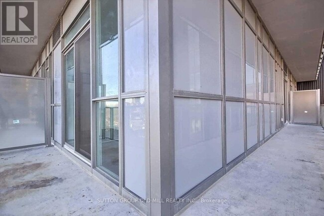 Photo du bâtiment - 120 Parliament St