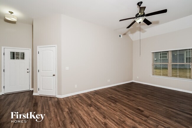 Foto del edificio - 5245 Jean Ridge Ln