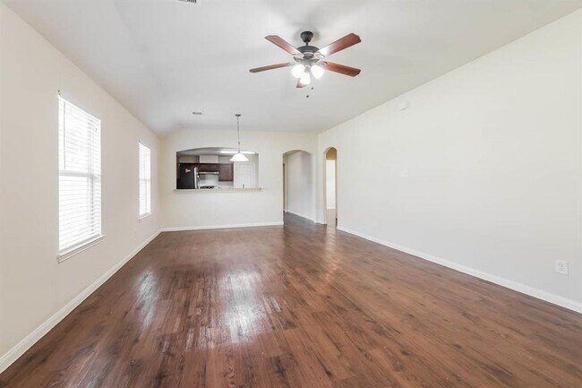 Foto del edificio - 16450 Eton Brook Ln