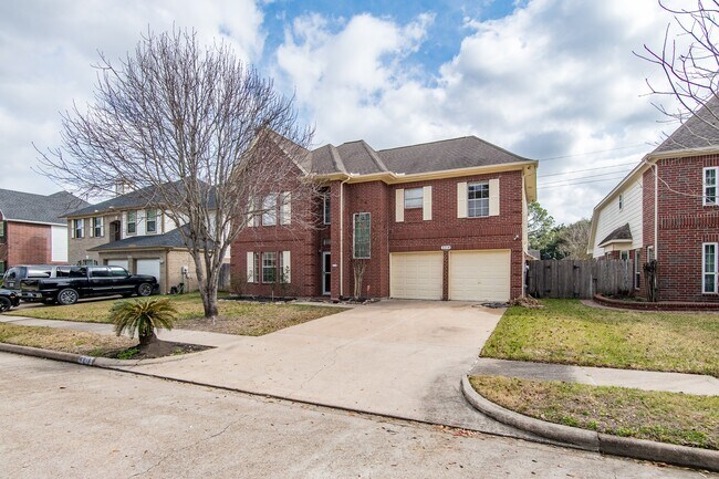Foto del edificio - 6218 Summerville Ln