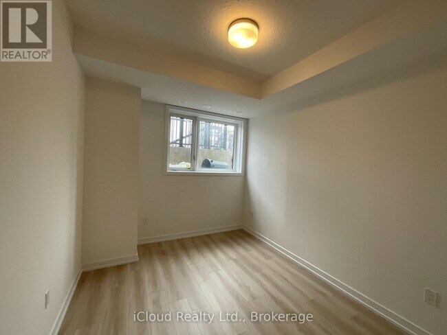 Photo du bâtiment - 25 Palace St