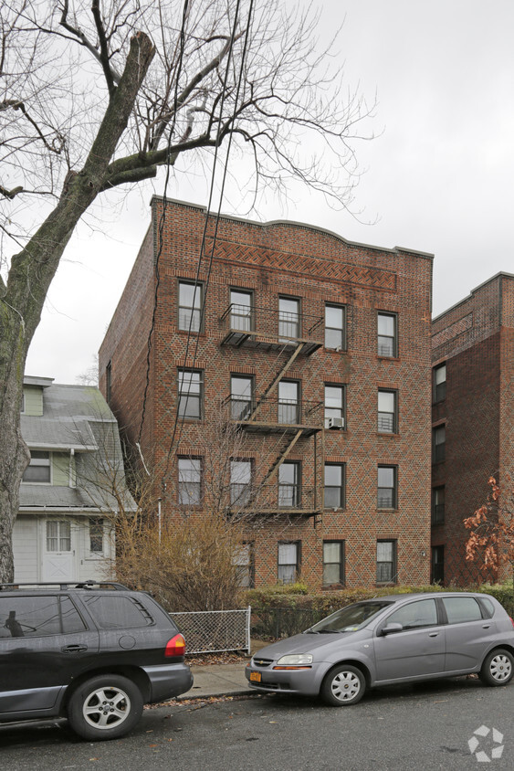 Building Photo - 42-35 159th St
