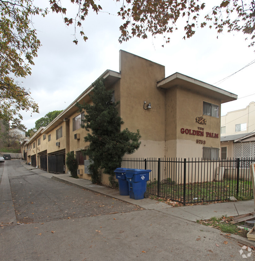 Primary Photo - The Golden Palm