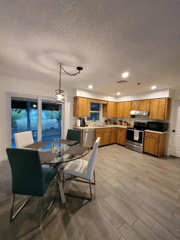 Building Photo - 28 Eppinger Dr