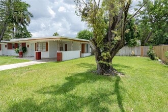Building Photo - 1329 NE Krome Terrace