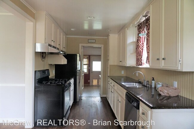 Building Photo - 2 br, 1 bath House - 248 Waverly Dr