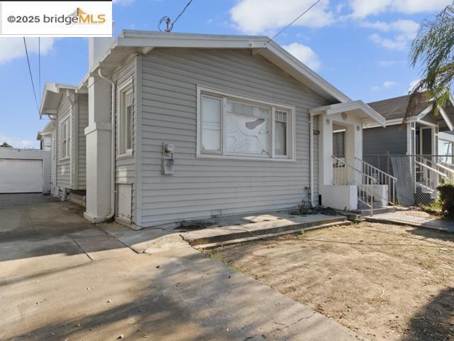 Primary Photo - 1556 78th Ave