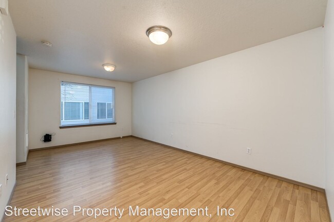 Building Photo - 2 br, 1.5 bath House - 5921 SE 86th Ct