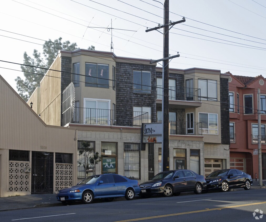 Building Photo - 5529-5535 Mission St