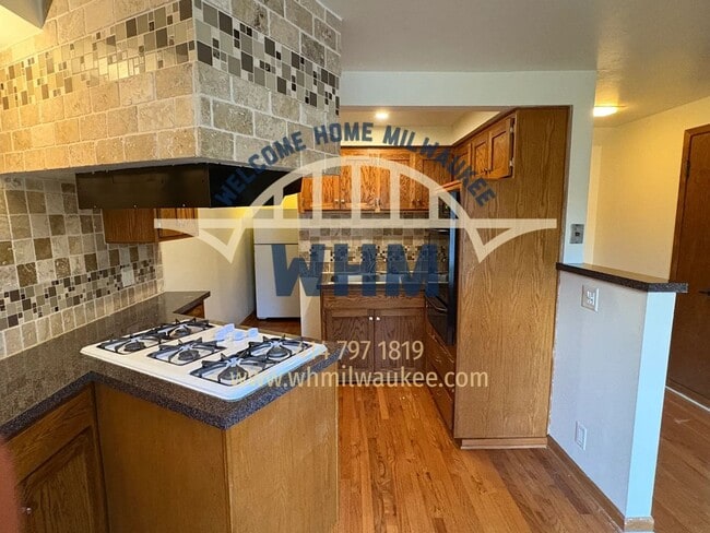 Foto del edificio - 1631 E Belleview Pl