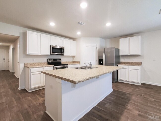 Building Photo - 5810 Paddock Way