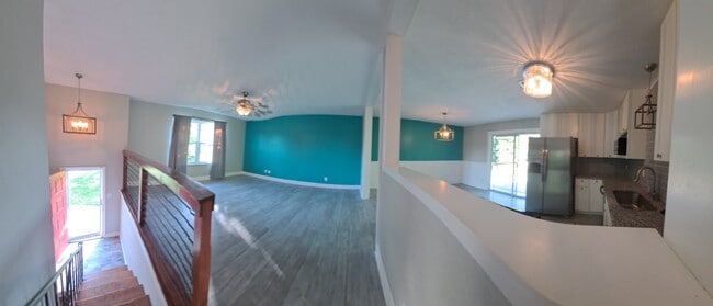 Foto del edificio - 6101 Cougar Dr