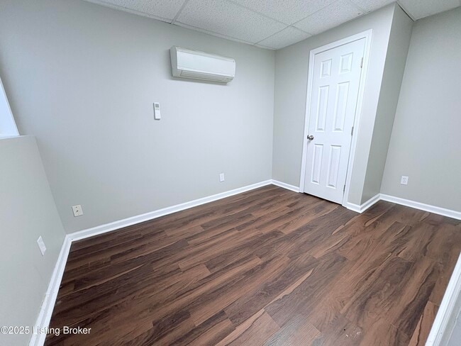 Foto del edificio - 9605 Glenawyn Cir