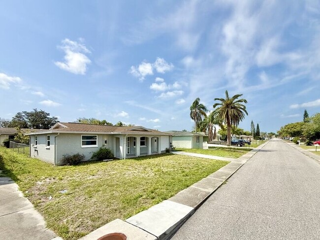Building Photo - 7224 Potomac Dr