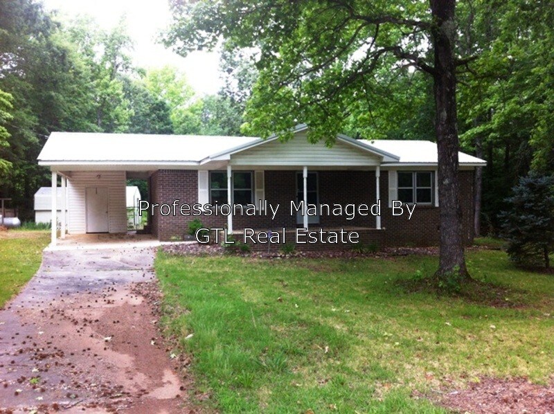 Foto principal - 221 Ponderosa Rd