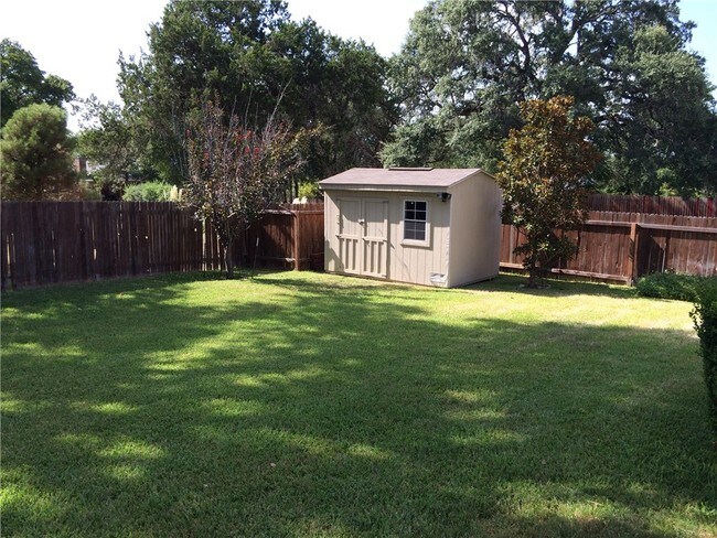 Building Photo - 11420 Midbury Ct